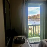 The House In The Port Semesterbostad