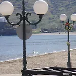 The House In The Port * Korissia (Kea)