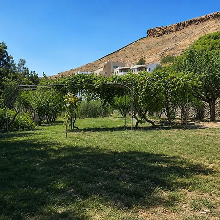 The House In The Port * Korissia (Kea)