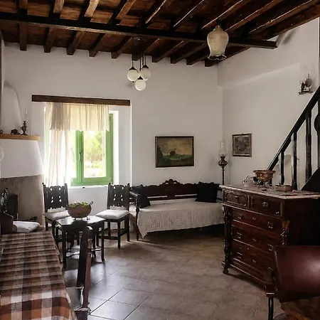 The House In The Port * Korissia (Kea)